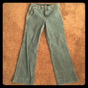 Blue jeans, Perry Ellis.